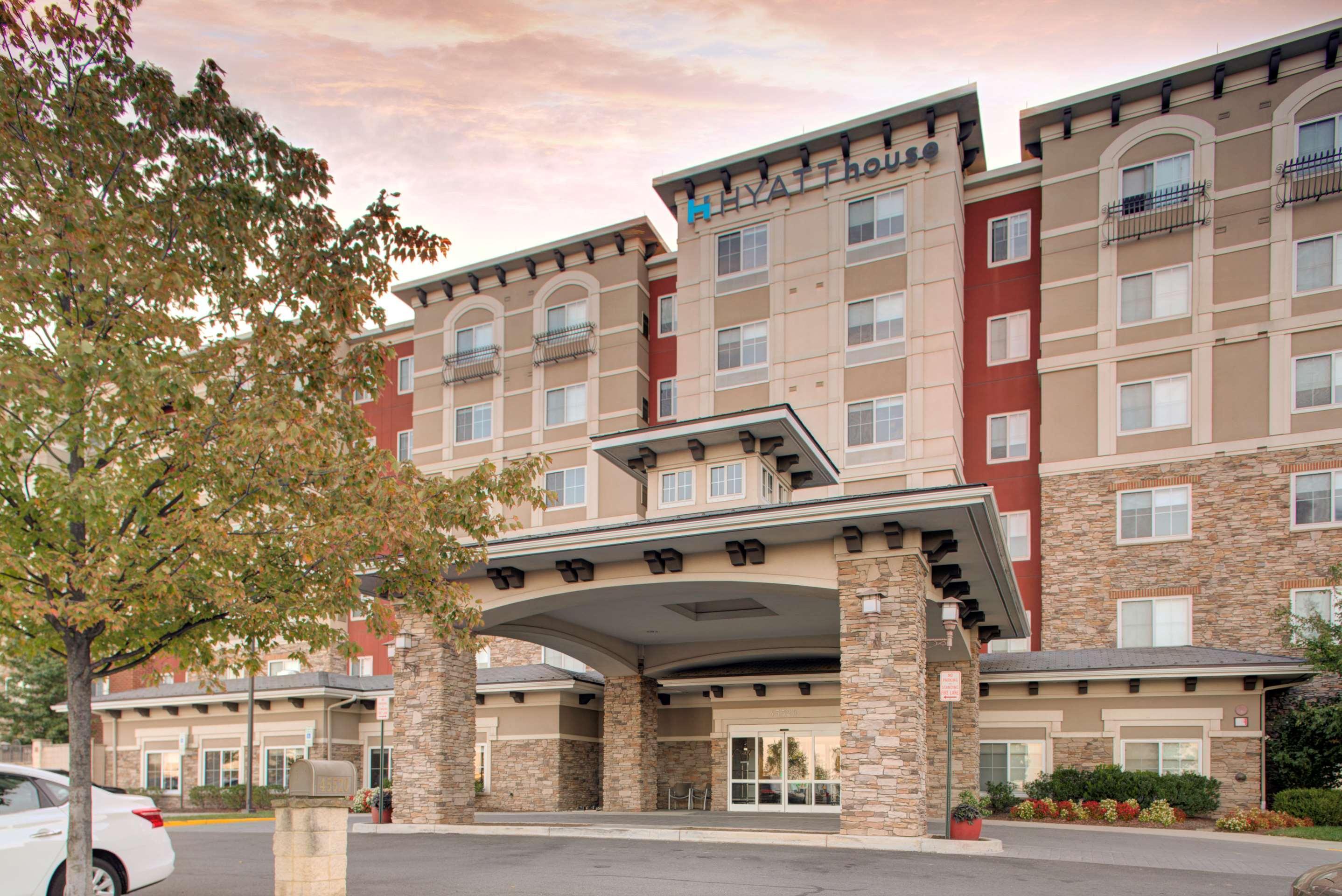 Hyatt House Sterling/Dulles Airport North Hotel Eksteriør billede